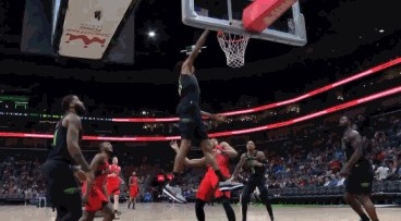 世界杯直播app下载入口-势头不对！英格拉姆连续失误 墨菲反击跟进战斧劈扣打停猛龙