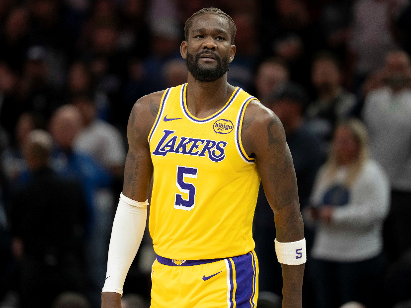 世界杯直播app下载入口-湖人117-135黄蜂 球员评价:2人优秀,2人及格,5人低迷