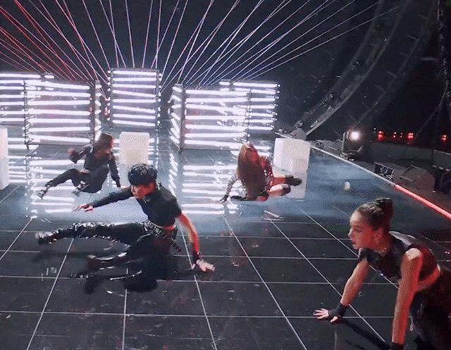 1616234919430073063.gif 世界杯直播app下载入口-蒋璐霞,不止乘风破浪